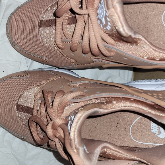 woman's air huarache run nike sneakers - Picture 7 of 11